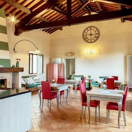 Il Mastio Di Spedaletto Bed & Breakfast Пиенца Екстериор снимка